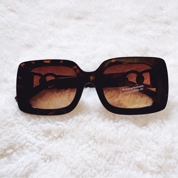 Camille Tortoise Brown Oversized Square Sunglasses - Picture 1 of 11